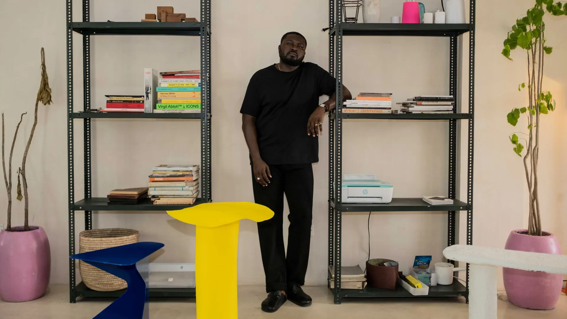 Nifemi Marcus-Bello, de Nigeriaanse ontwerper die doorbrak met een 'krukje'